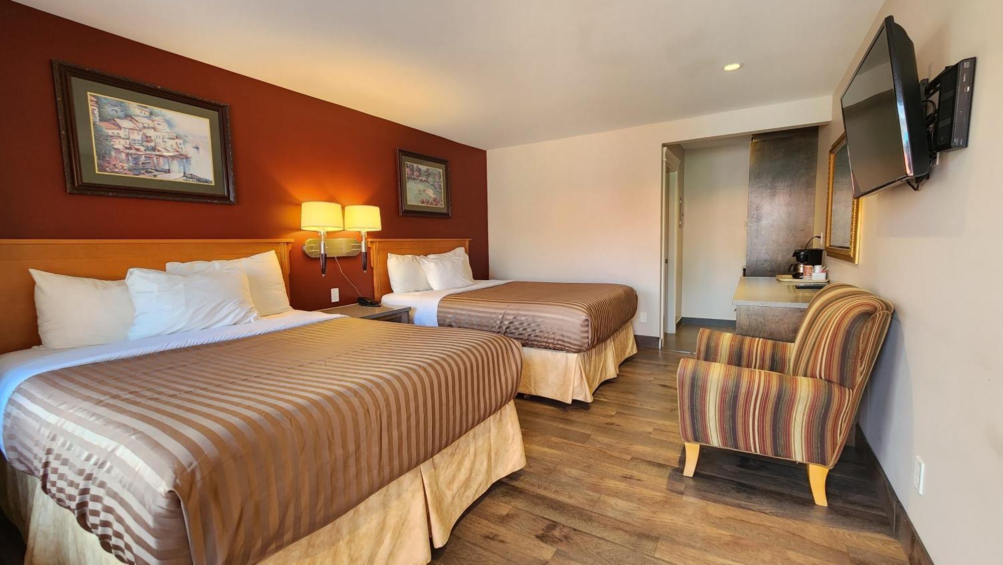 Sahara Courtyard Inn & Suites Osoyoos Zewnętrze zdjęcie